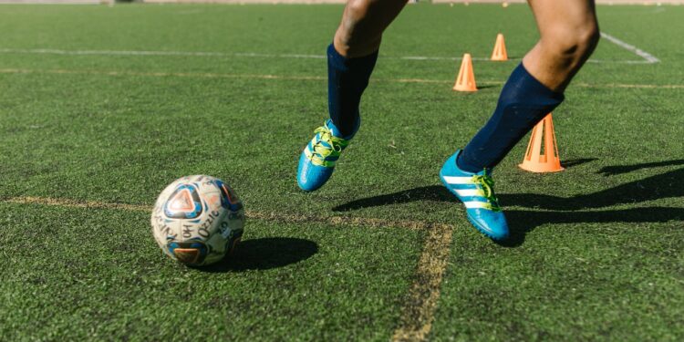 Jakub Kiwior: Lokalny bohater, globalny sukces