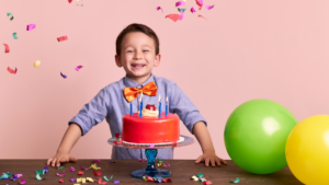 Dziecko świętujące urodziny